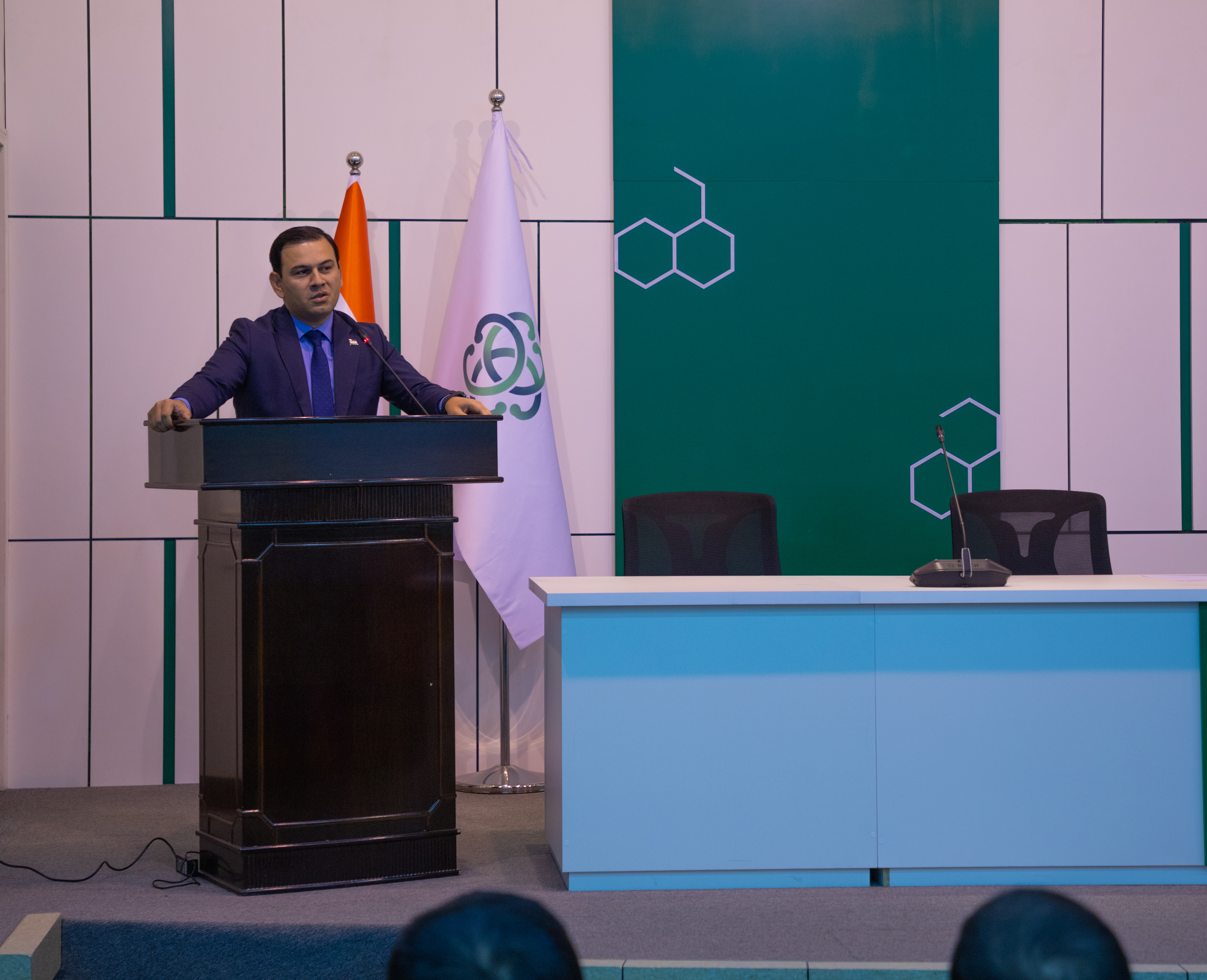 Чорабинӣ бахшида ба Рӯзи Парчами давлатии Ҷумҳурии Тоҷикистон