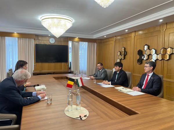 Мулоқот бо ҳайати минтақаи Фландрияи Подшоҳии Белгия