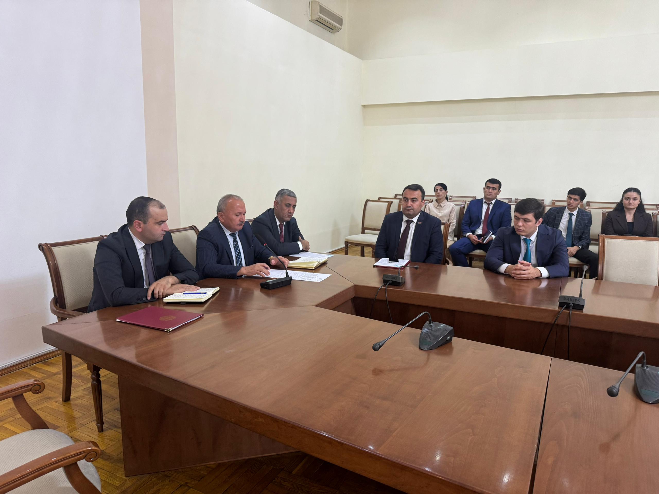 Вохӯрӣ бо Агентии назорати давлатии молиявӣ ва мубориза бо коррупсияи Ҷумҳурии Тоҷикистон баргузор гардид