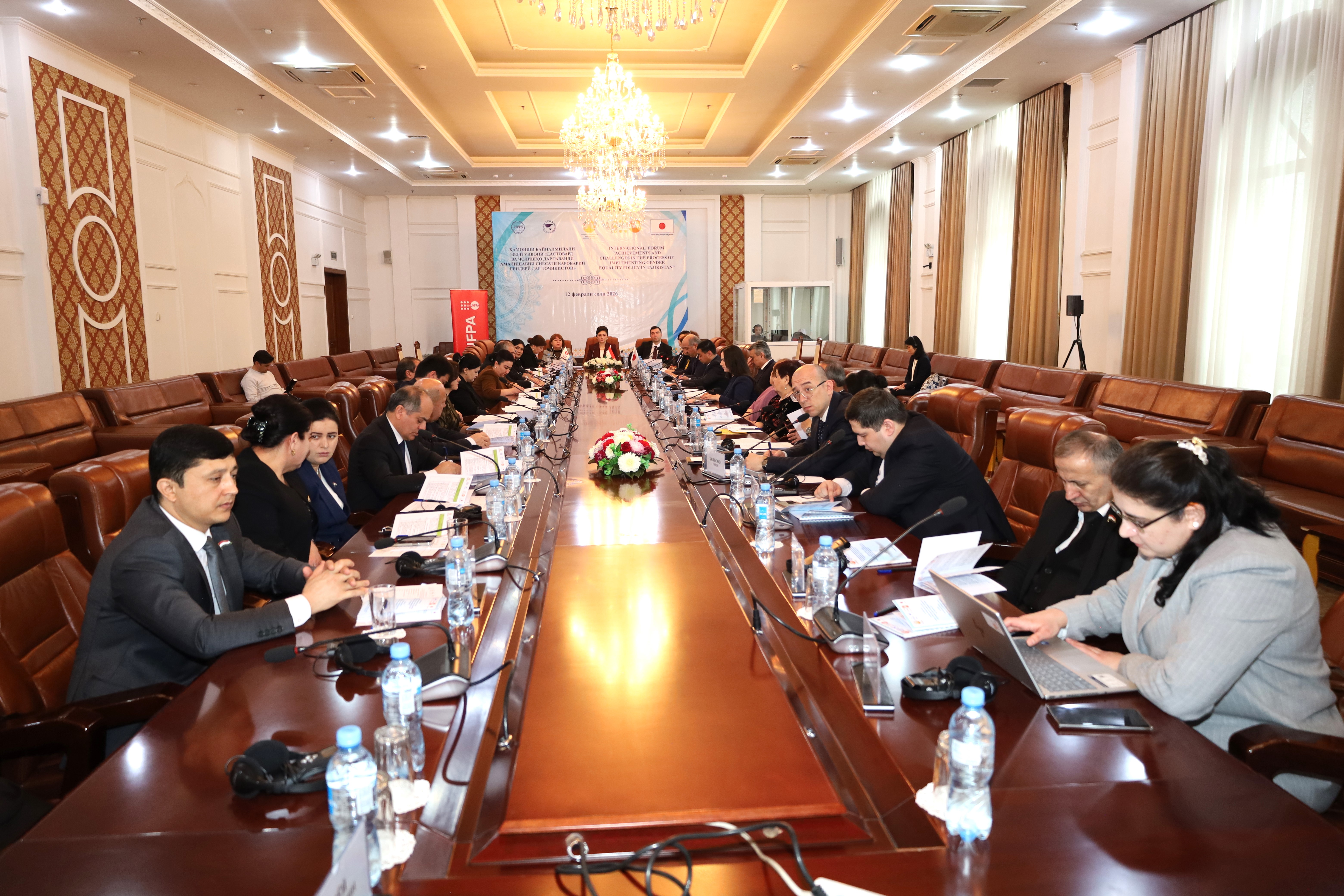 Дастовард ва чолишҳо  дар раванди амалишавии сиёсати баробарии гендерӣ дар Тоҷикистон мавриди баррасӣ қарор гирифт