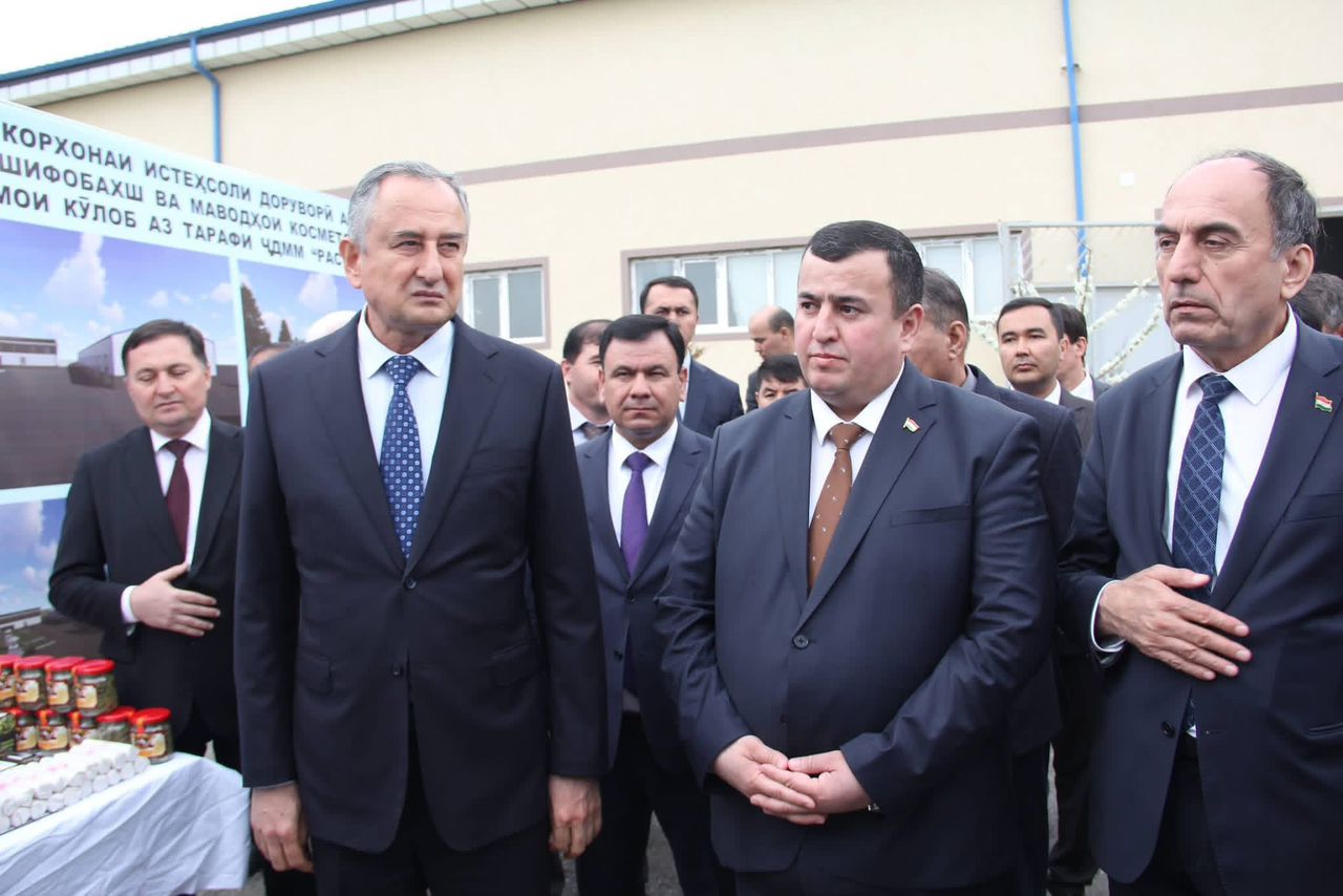 Сафари кории Сарвазири Ҷумҳурии Тоҷикистон Қоҳир Расулзода ба минтақаи озоди иқтисодии «Кӯлоб»