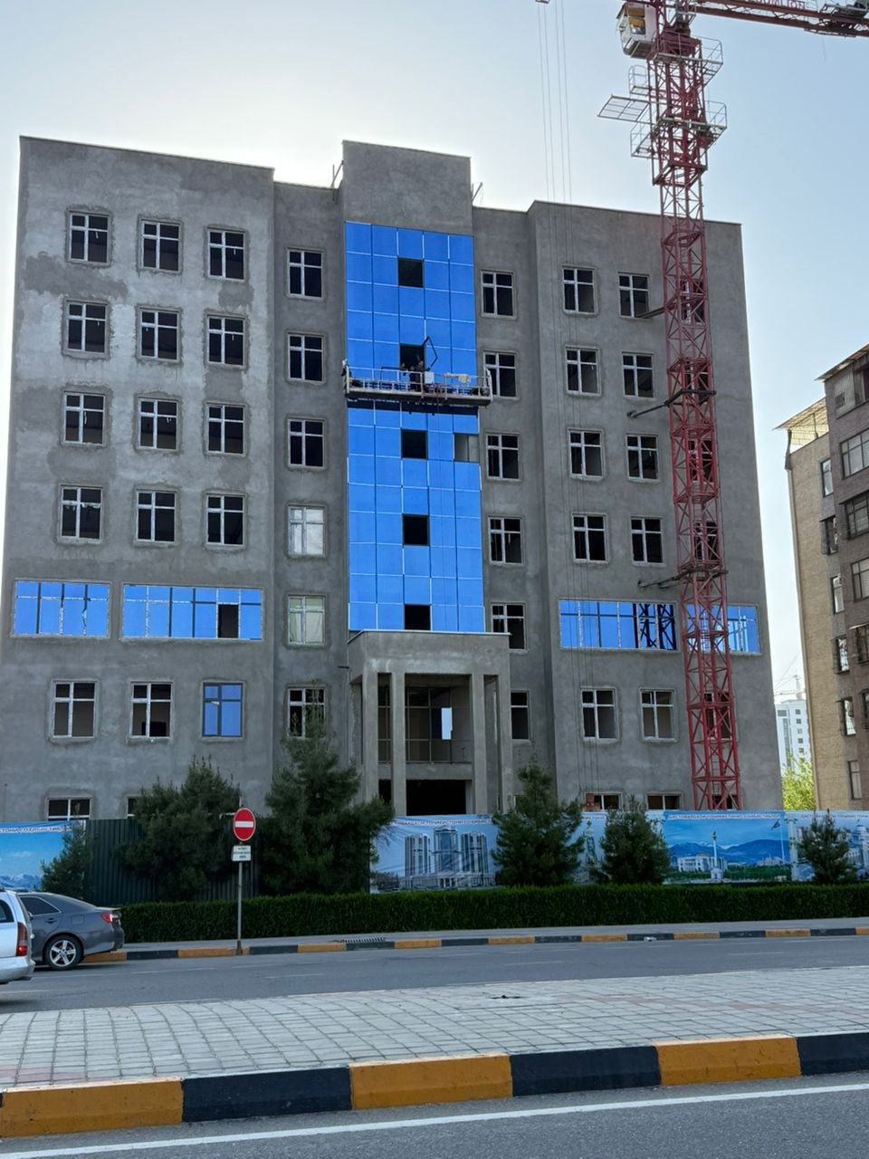 БУНЁДИ ИНШООТИ НАВ БА ИСТИҚБОЛИ 35-СОЛАГИИ ИСТИҚЛОЛИ ДАВЛАТӢ